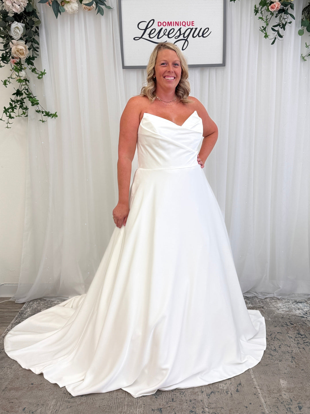 Women wearing a strapless wedding dress 